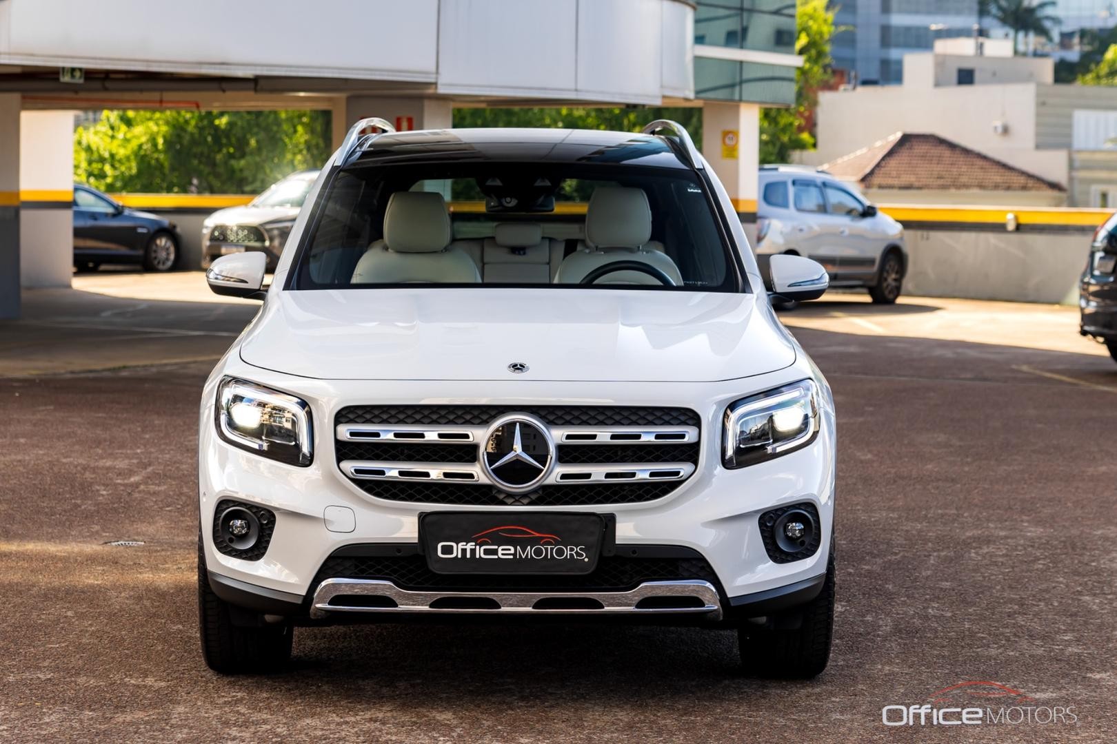 mercedes-benz glb200 prog