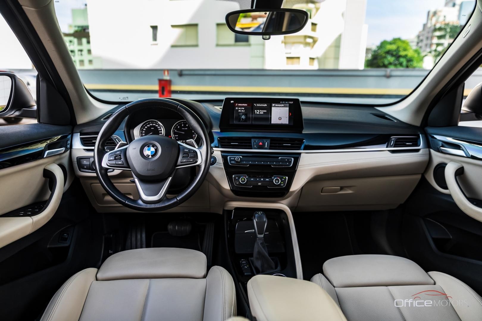 BMW x1 s20i activeflex