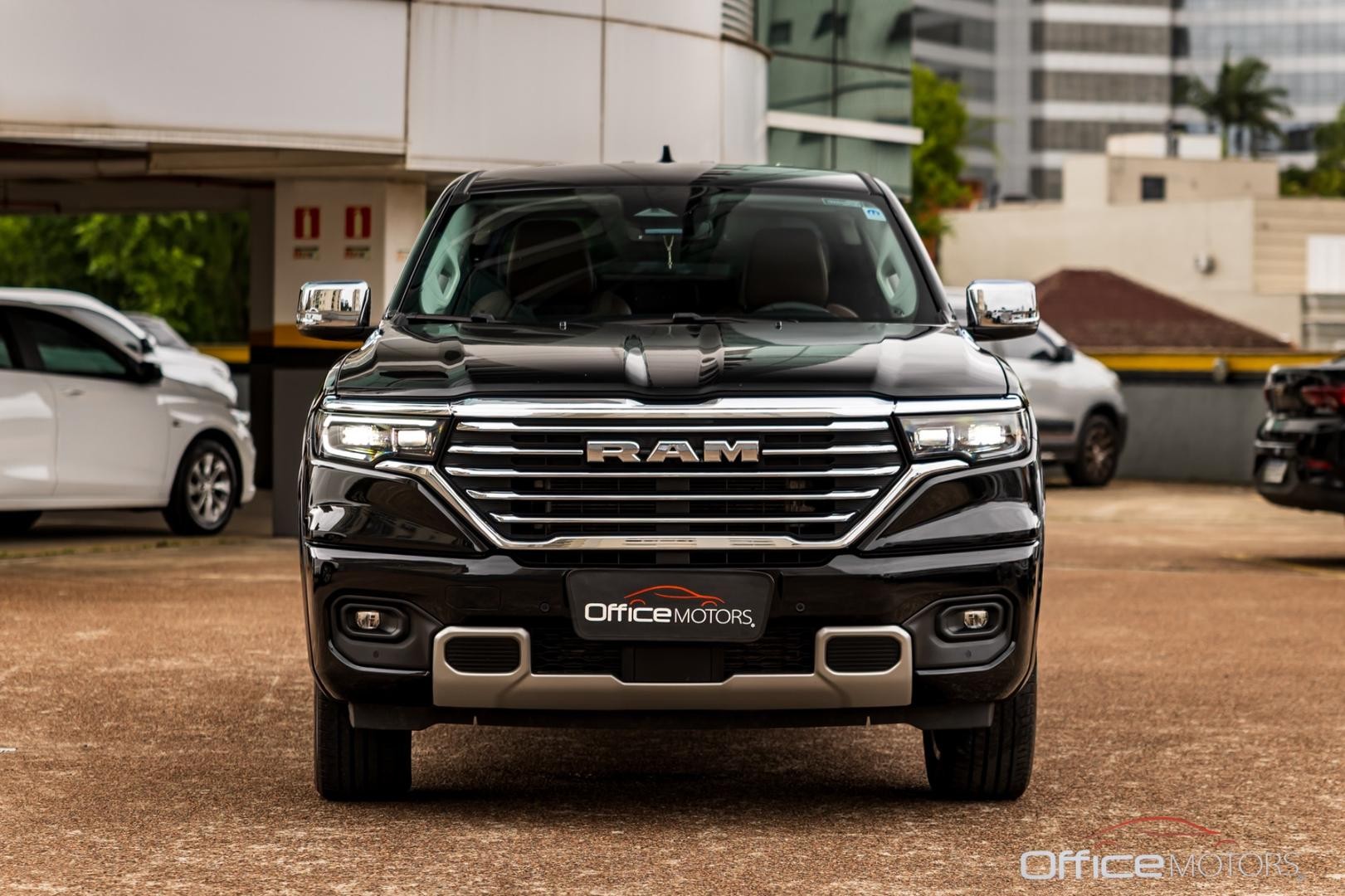 ram rampage laramie 2.0 tb cd 4x4 die. aut.